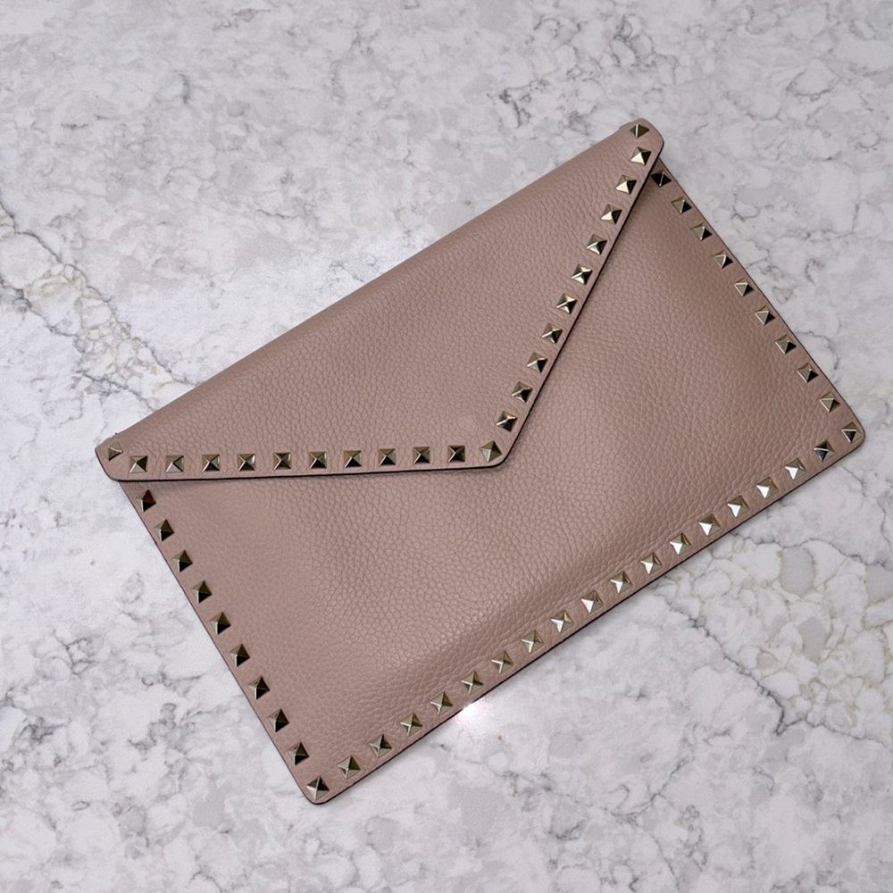 Valentino Garavani Clutch - Picture 1 of 5